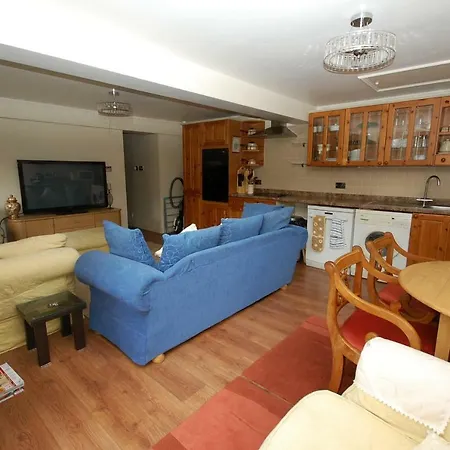 2 Bedrooms Bell Cottage Hoddesdon Exterior photo