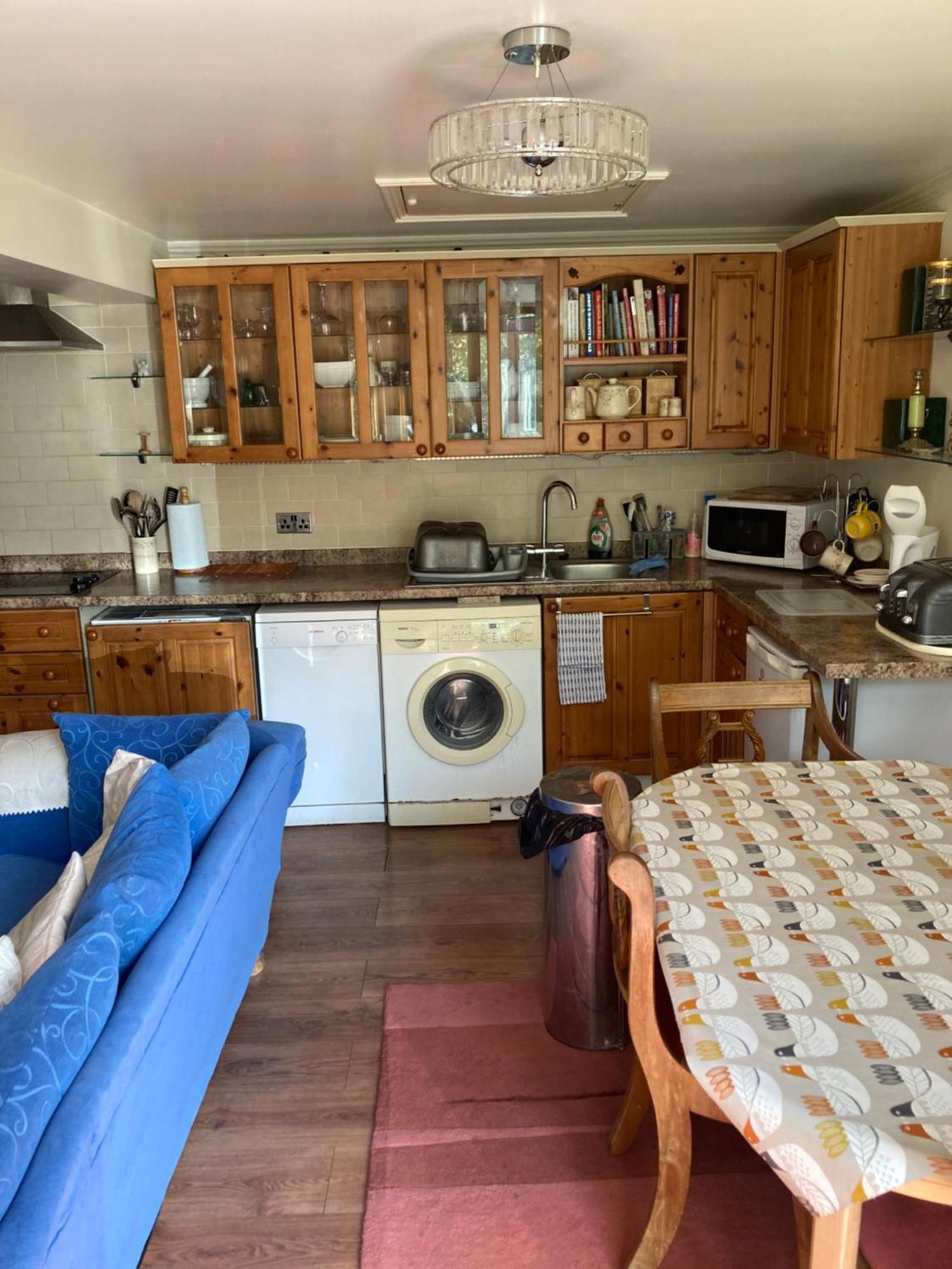 2 Bedrooms Bell Holiday home