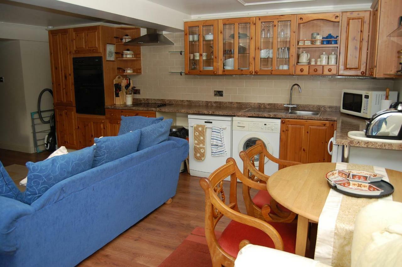 2 Bedrooms Bell Holiday home *